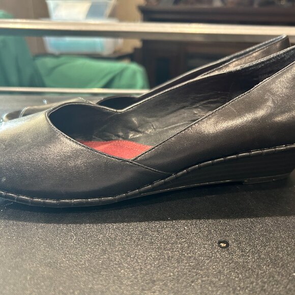 Whats What by Aerosoles Black Peep Toe Flats Size 7.5 - Picture 2 of 2